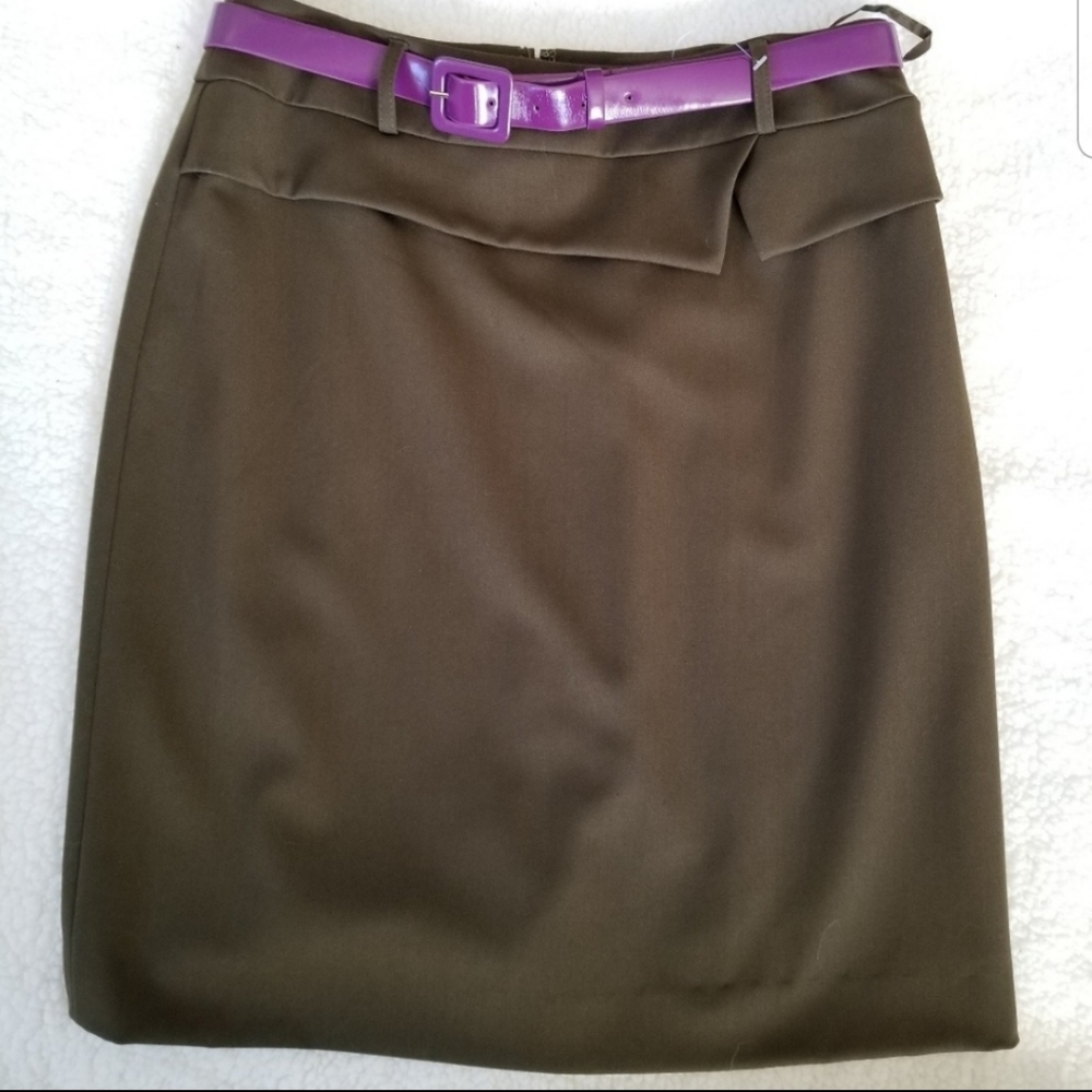 Antonio Melani 6 Tina green skirt modern romance